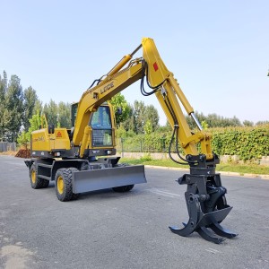 小型轮式挖掘机抓木